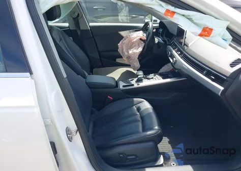 2017 Audi A4 2.0T Premium z USA, uszkodzony, nr VIN WAUENAF46HN009966